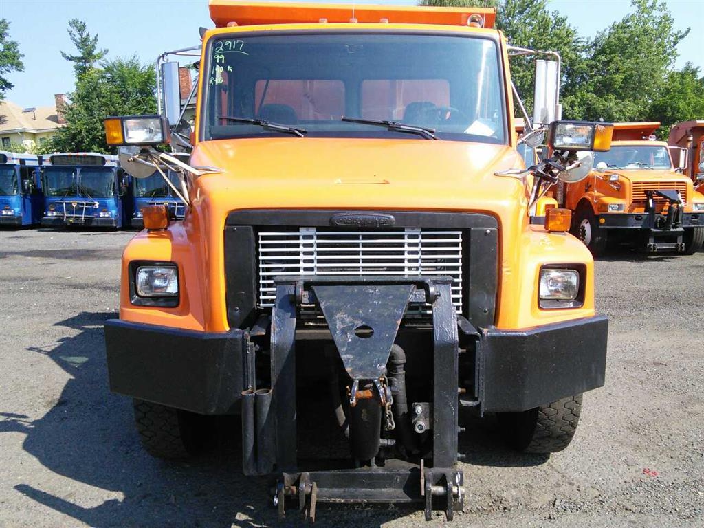 Freightliner Of Hartford >> 1999 Freightliner FL80 (Hartford, CT 06114) | Property Room Freightliner Of Hartford >> 1999 Freightliner FL80 (Hartford, CT 06114) | Property Room