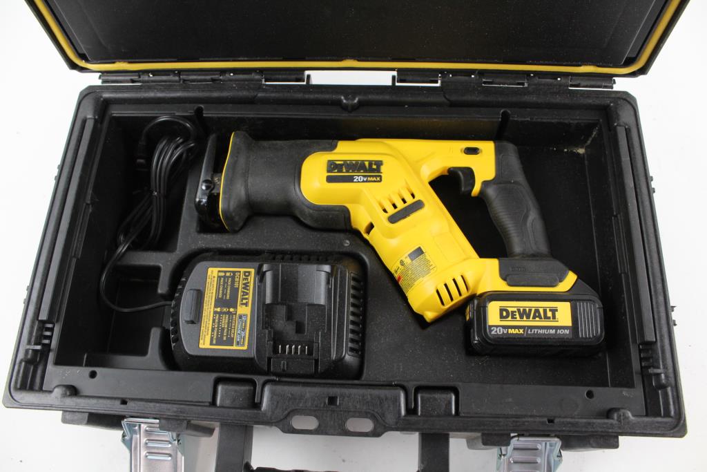 DeWalt Saw With Case Property Room