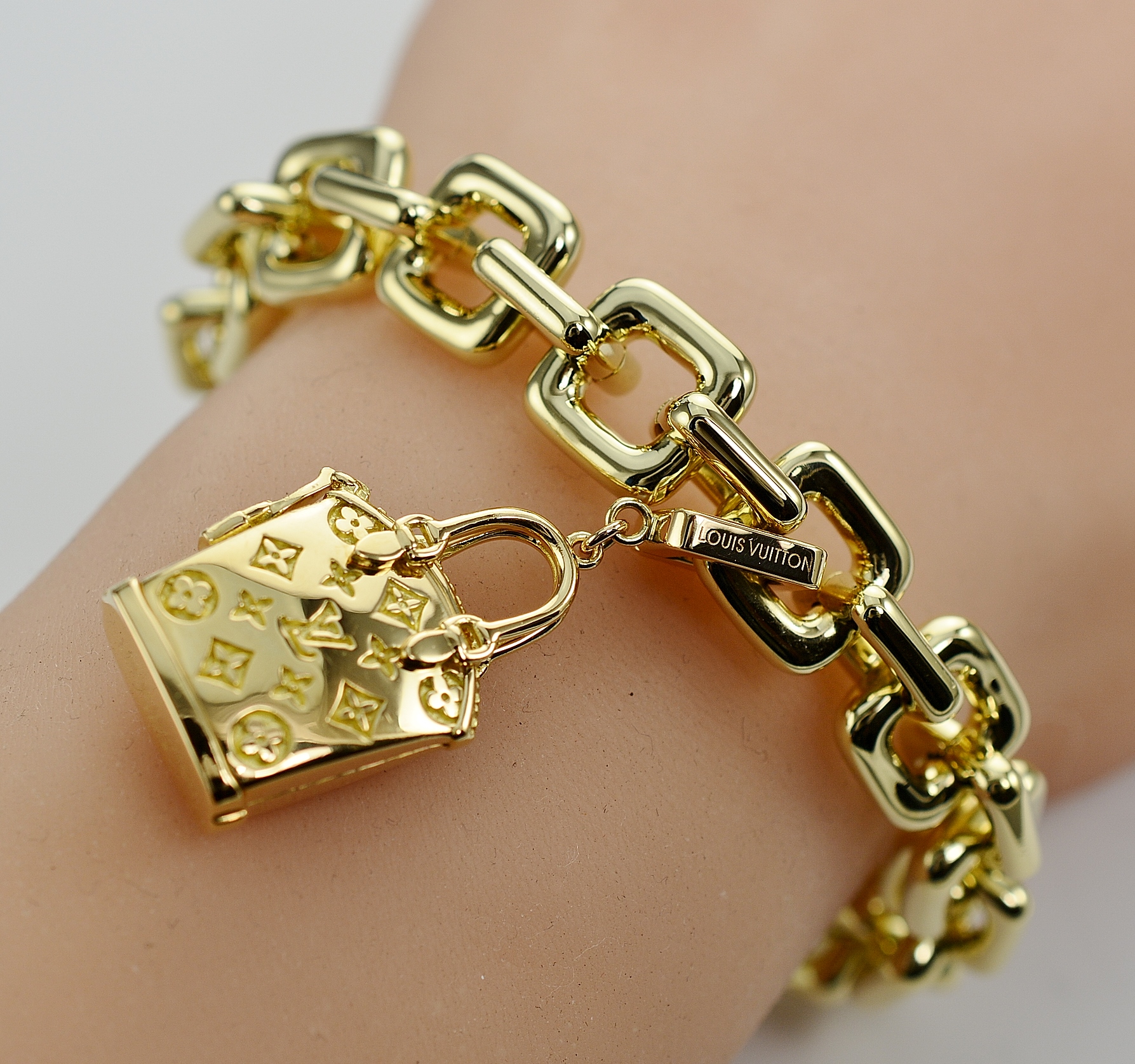 18k Gold Bracelet, Women'S Solid Color Light Luxury Jewelry