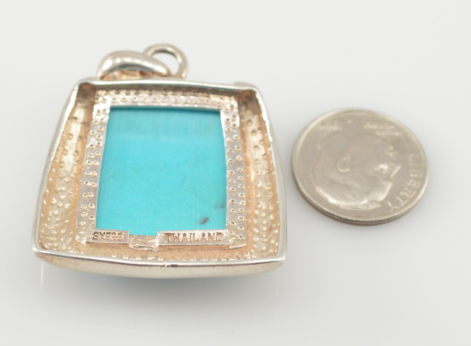 11.1g Solid Silver Modern Turquoise Colored Stone Sterling Pendant Marked 825 Property Room