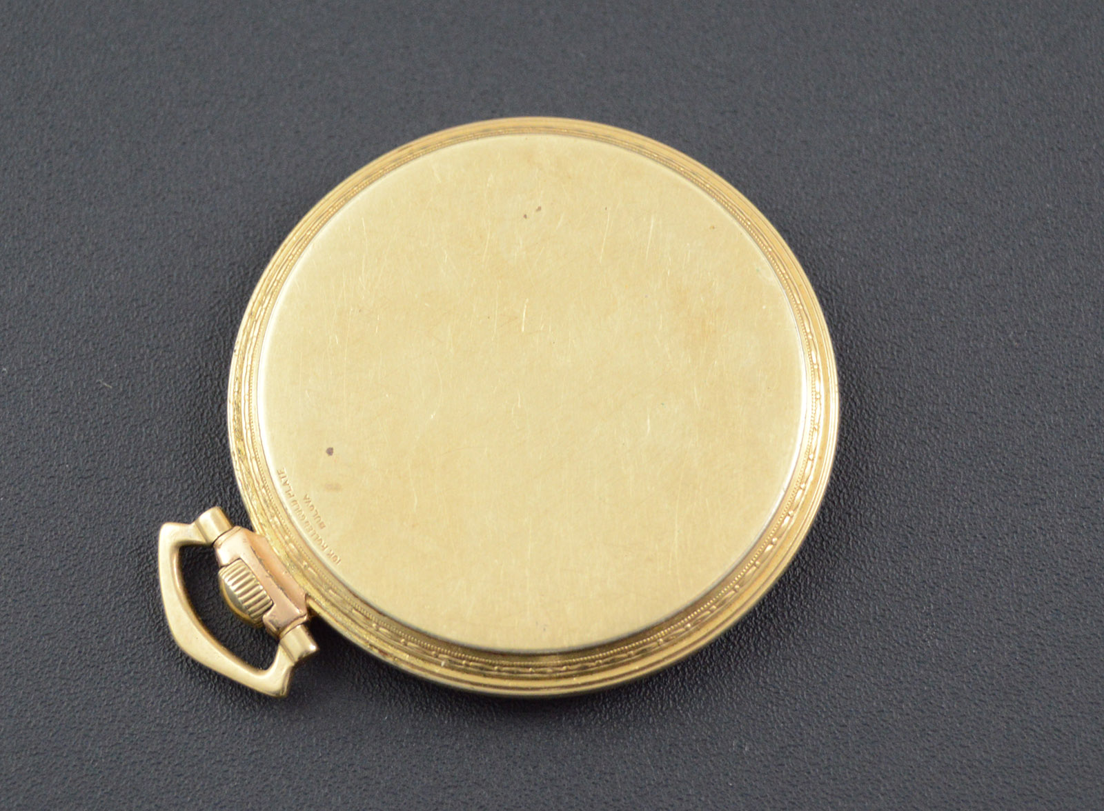 43.7g Gold Plated VINTAGE Bulova 38.1 mm Face Pocket Watch Marked 10K Rolled Gold Plate