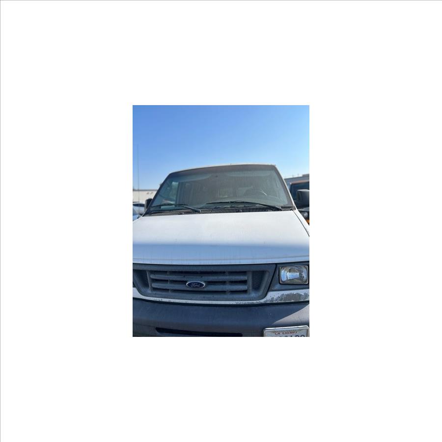 2006 Ford E-350 (Merced, CA 95348)