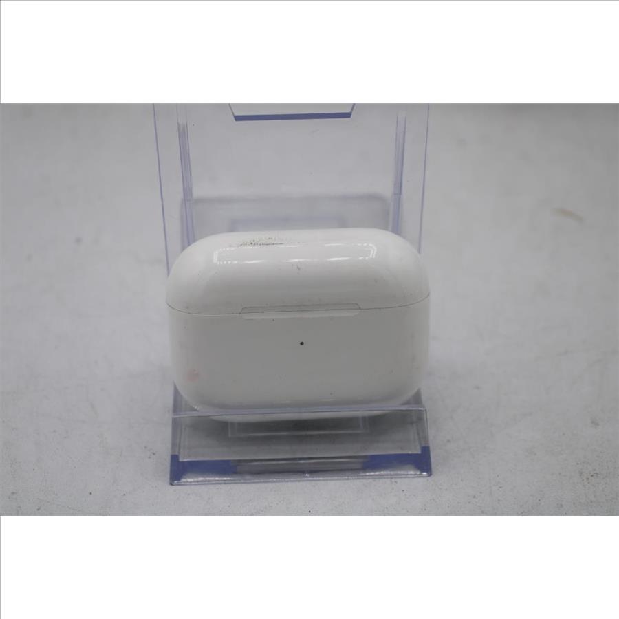 Apple AirPods Pro With Charging Case