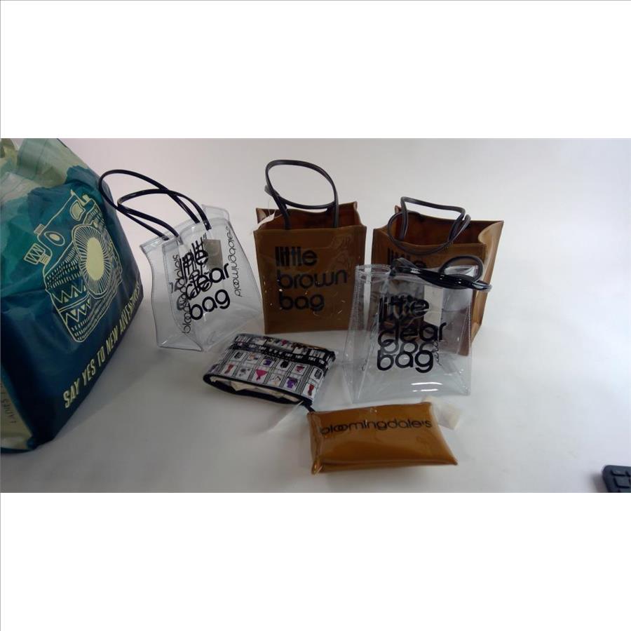 Assorted Bloomingdale's Bags & Wallets, 6 Pieces Property Room