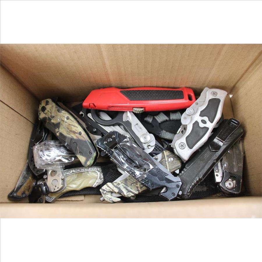 Bulk Lot Of  Knives