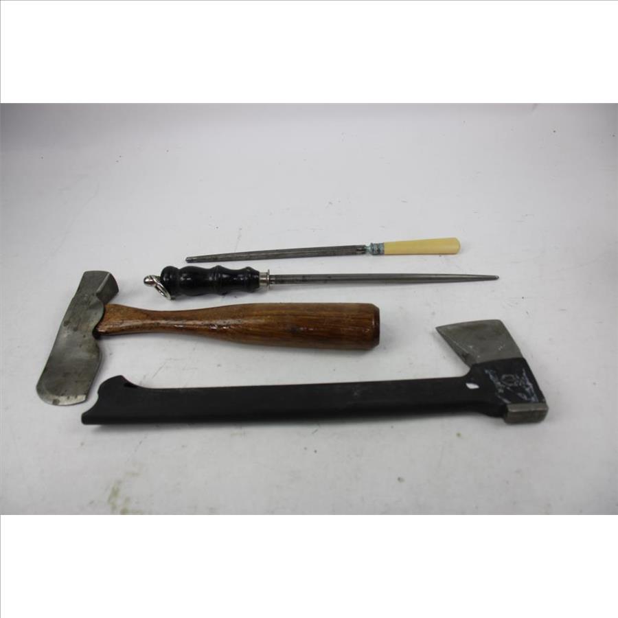 Camillus CarnivoreX, Gerber, Case XX Apache Knives And More, 9 Pieces