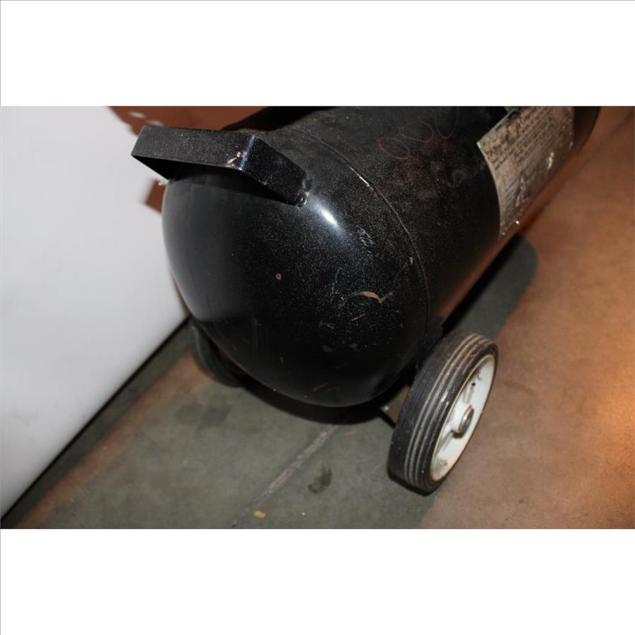 Central Pneumatic 40400 2 HP 8 Gallon Air Compressor Property Room