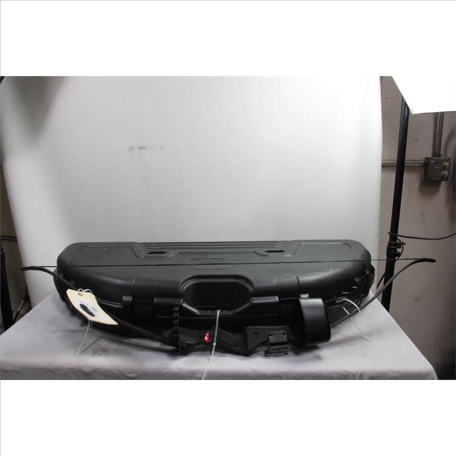 Crosman Sentinel Bow With Plano Case 1100