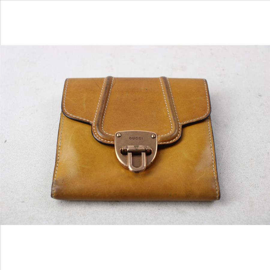 Designer Gucci Wallet - Doublechecked By Entrupy