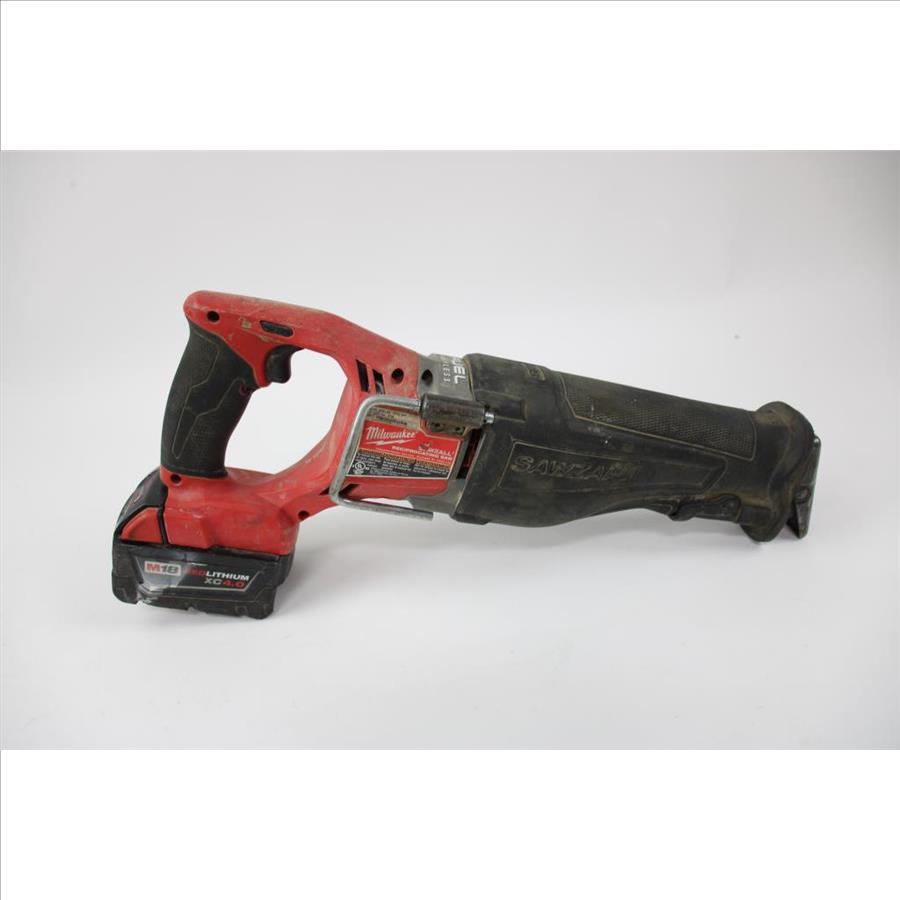 DeWalt DW938 Reciprocating Saw And Milwaukee 2720-20 Sawzall Reciprocating Saw