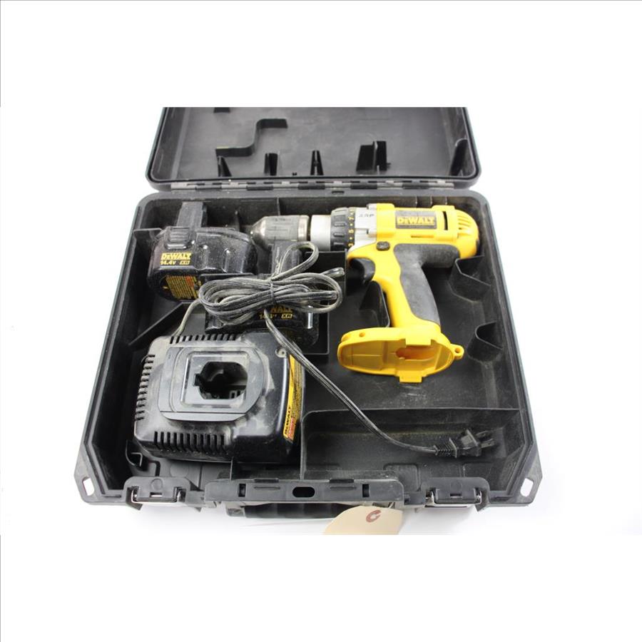 Dewalt Heavy Duty Hammerdrill/ Driver Property Room