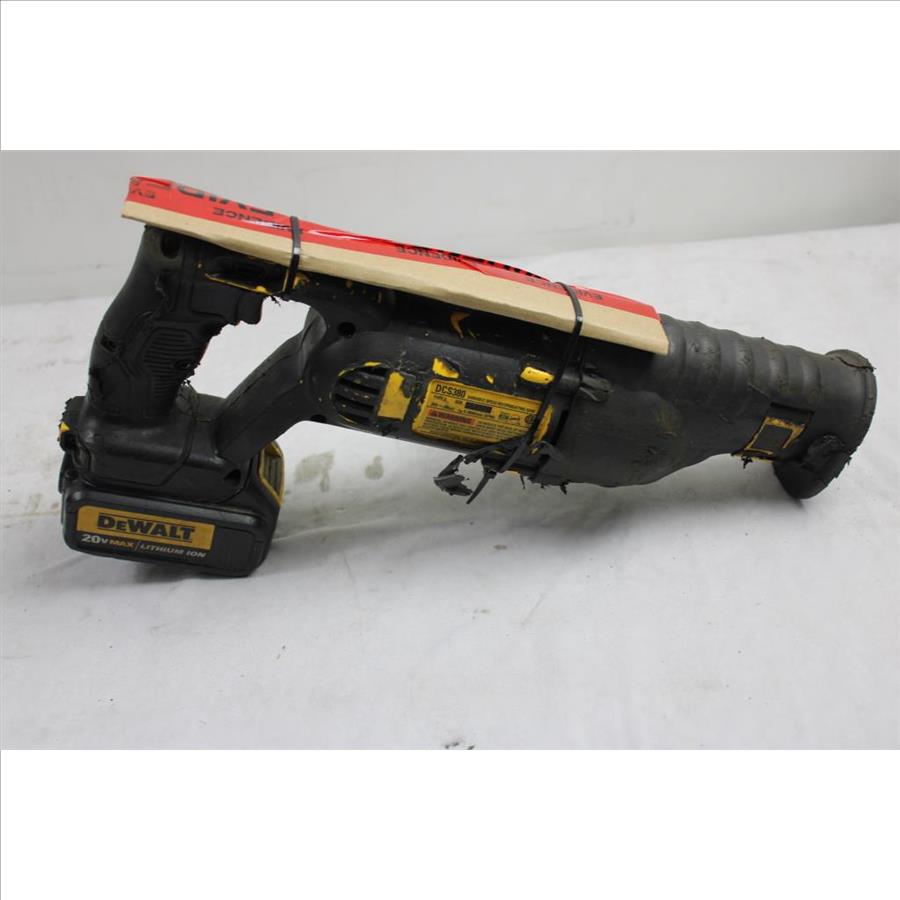 Dewalt Variable Speed Reciprocating Saw DCS380