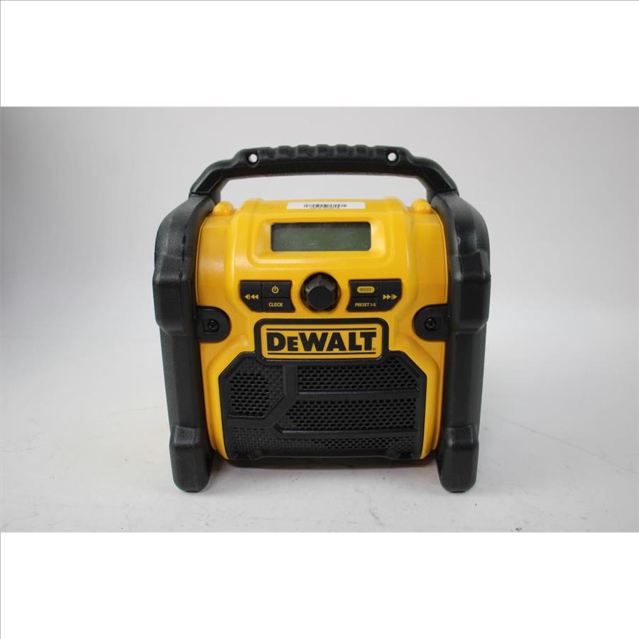 DeWalt Work Site Radio, DCR018 Property Room