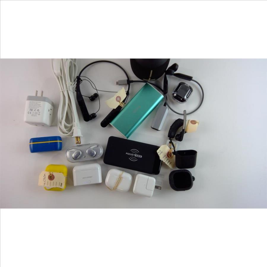 Earbuds And Portable Chargers Bulk Lot, 5+ Pieces Property Room