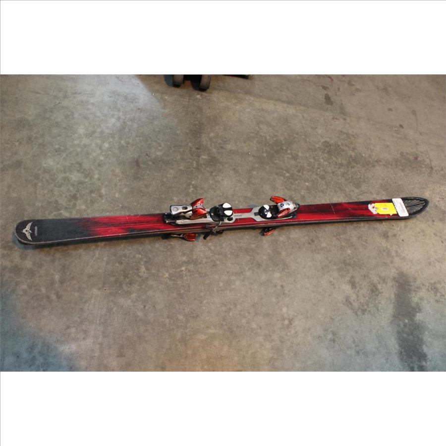 enemy-83-k2-skis-with-bindings