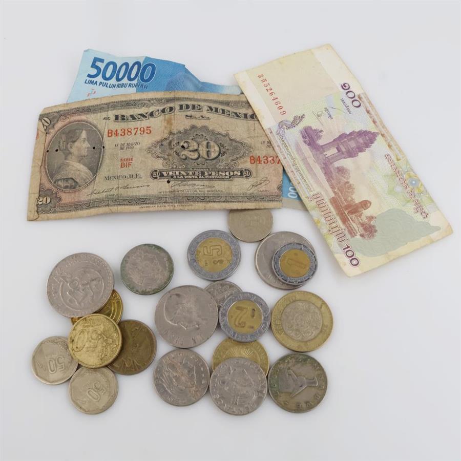 Foreign Currency And Tokens, 20+ Pieces