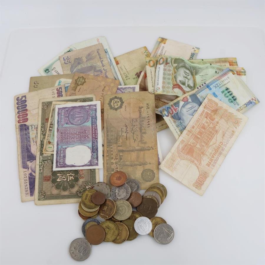 Foreign Currency And Tokens, 50+ Pieces
