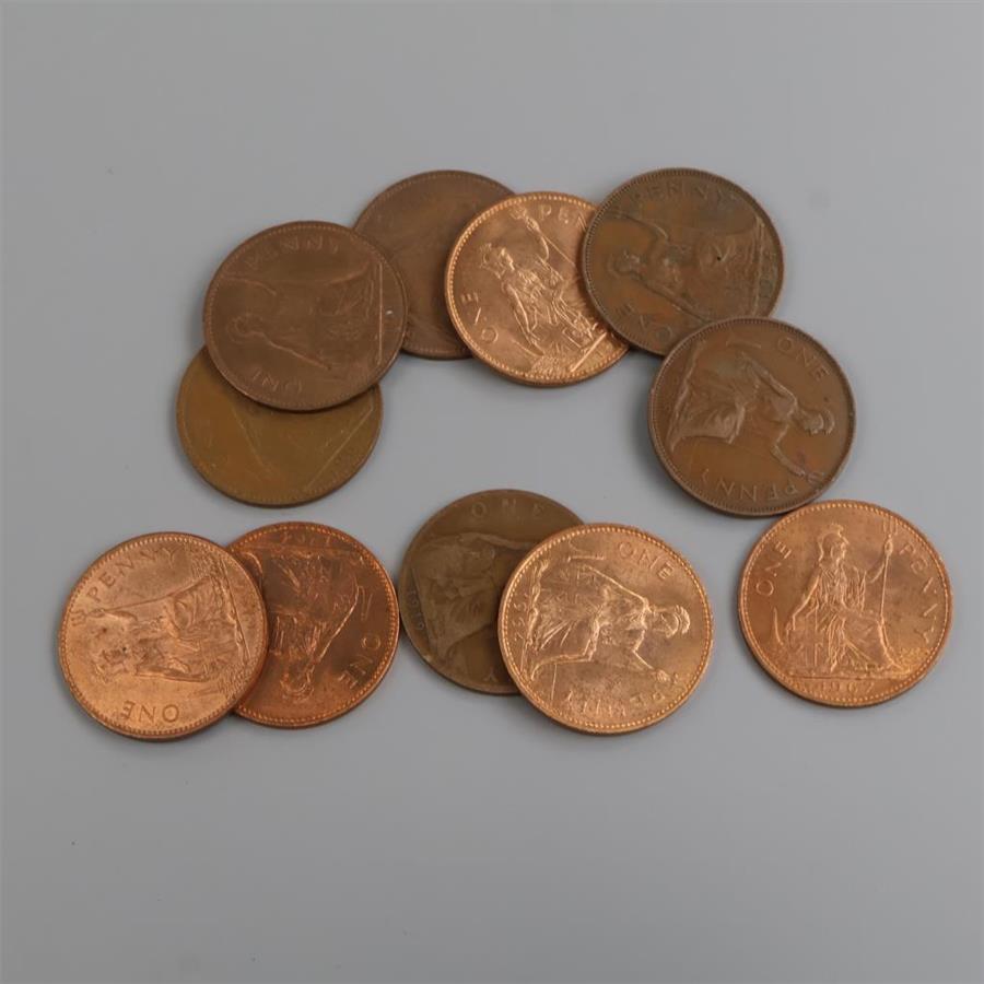Foreign UK Currency, 11 Pieces