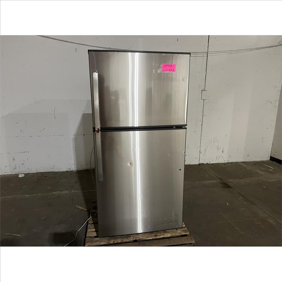 GE Refrigerator