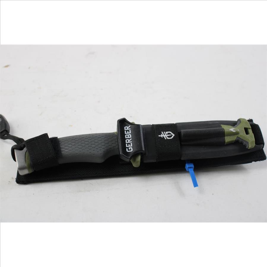 Gerber And Avalanche Knife With Sheath Property Room