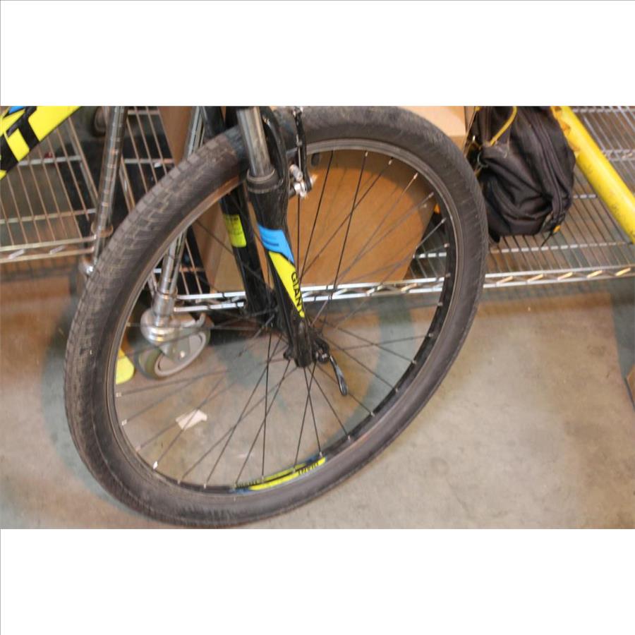 giant aluxx 6000 series mountain bike