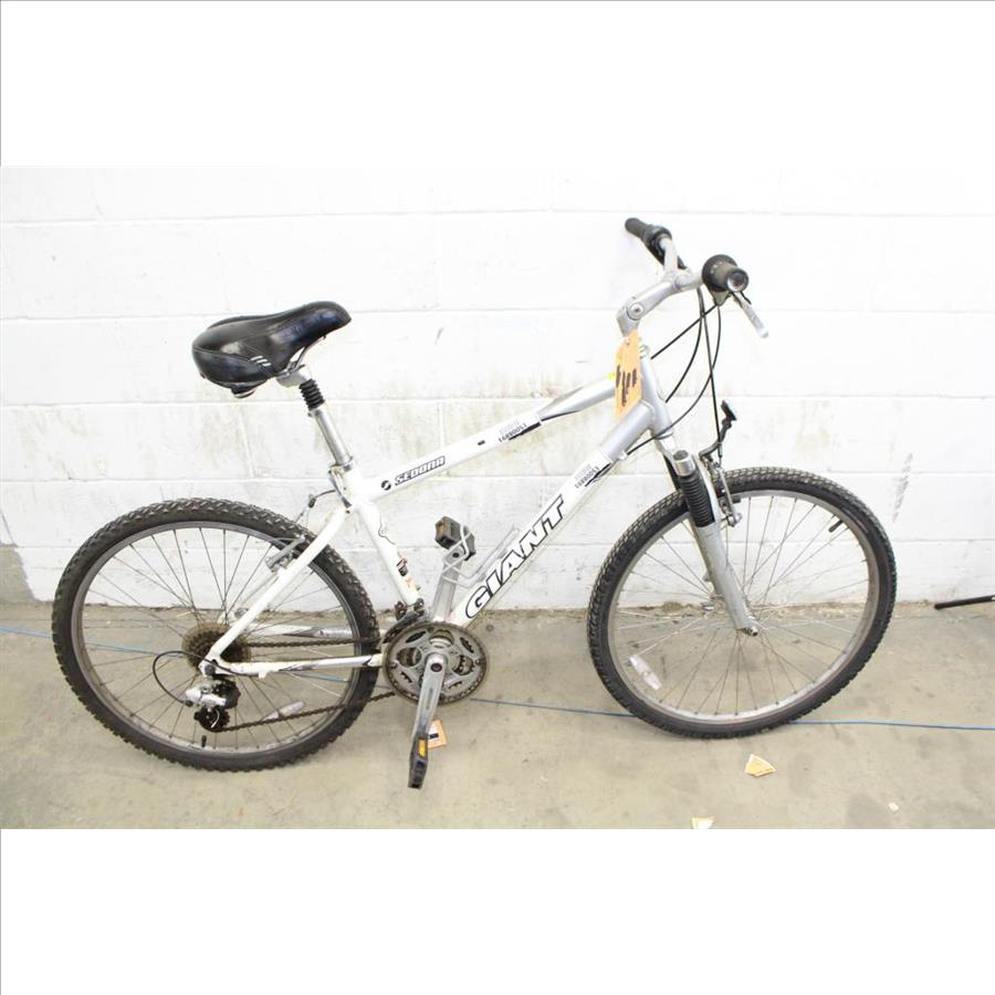 Giant Sedona Mountain Bike | Property Room