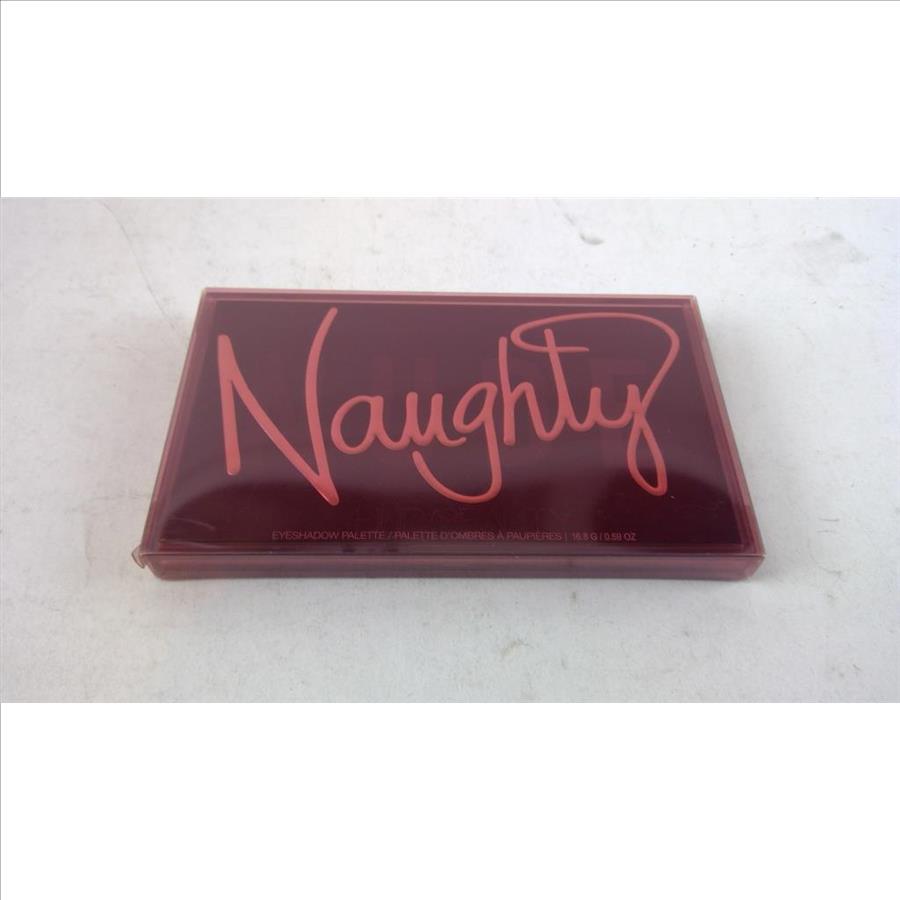 Huda Beauty Naught Eyeshadow Palette | Property Room