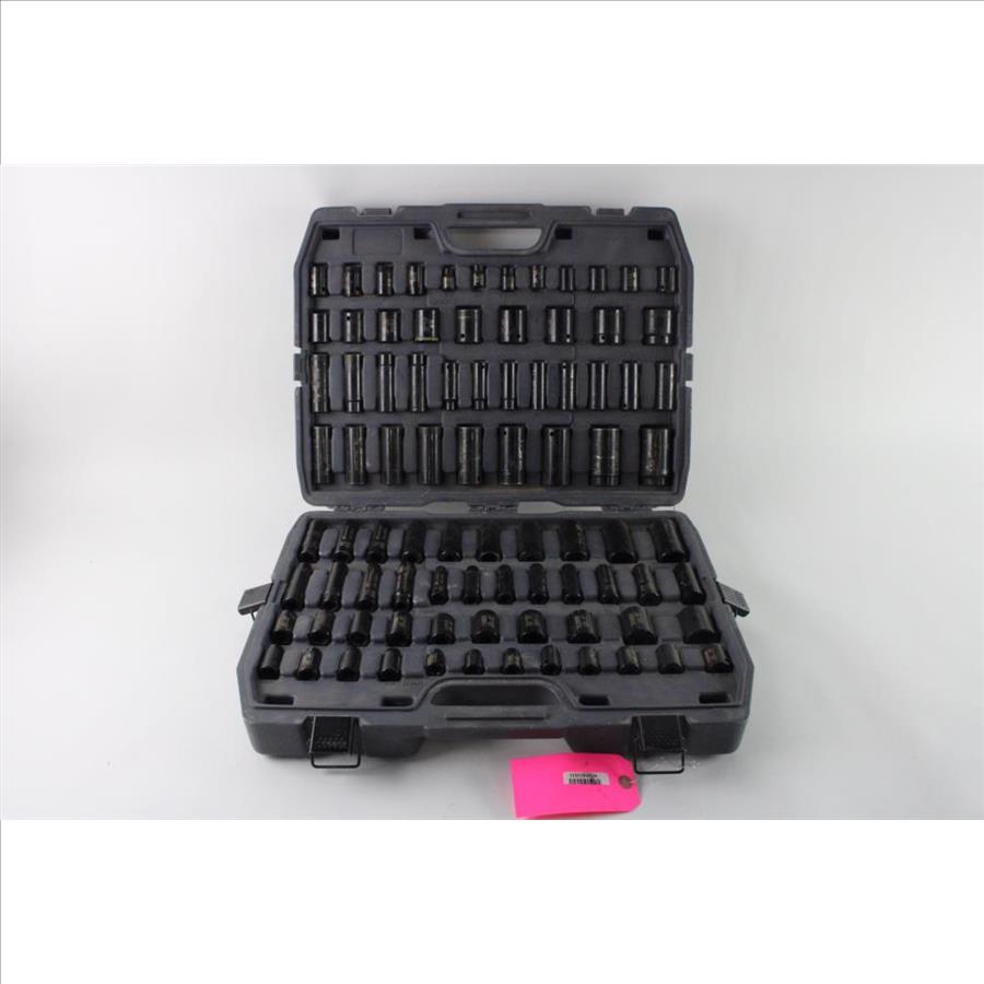 Ingersoll Rand 86Piece Socket Set Property Room