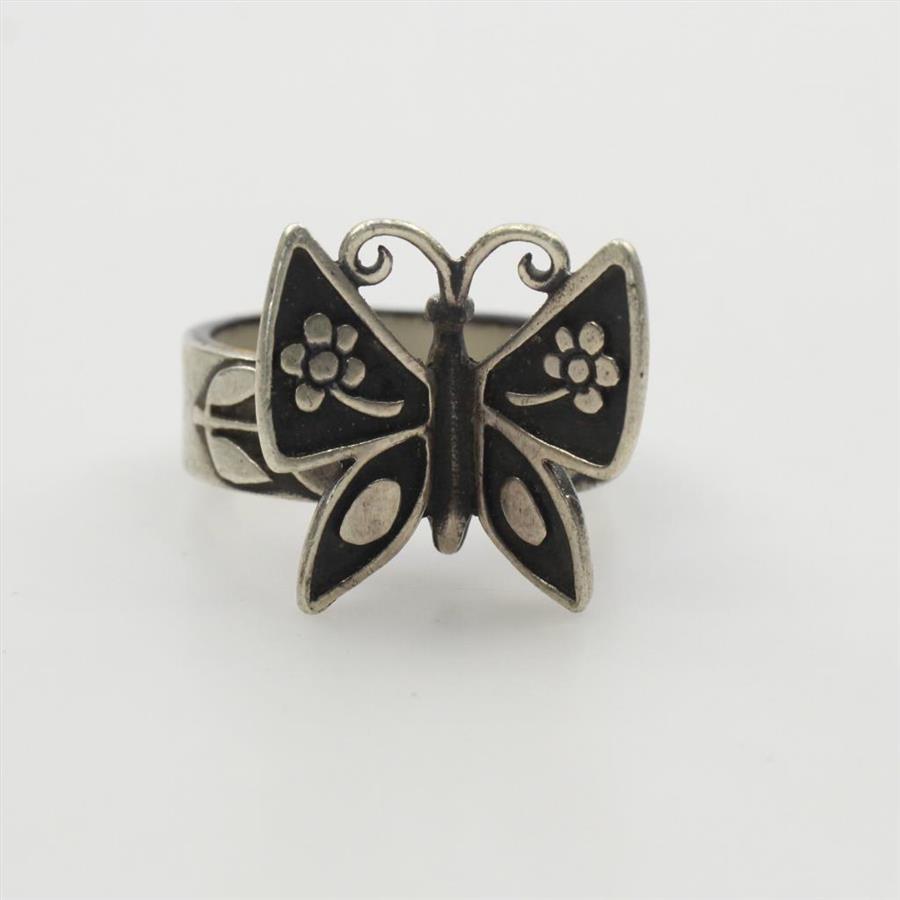 James Avery Silver Mariposa Ring Property Room