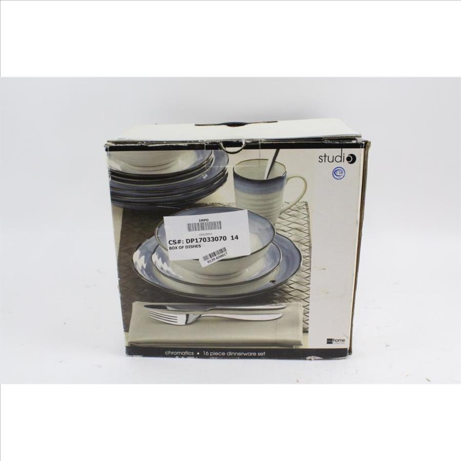 JCPenny Home Collection, Studio Dinnerware Set, 16 Pieces Property Room