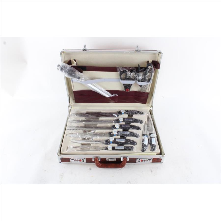 Kochtopfhaus Muller Knife Set With Case, 10+ Pieces Property Room