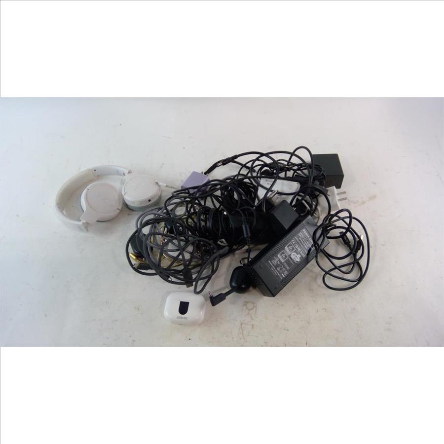 Lightning Chargers And More 10+ Pieces