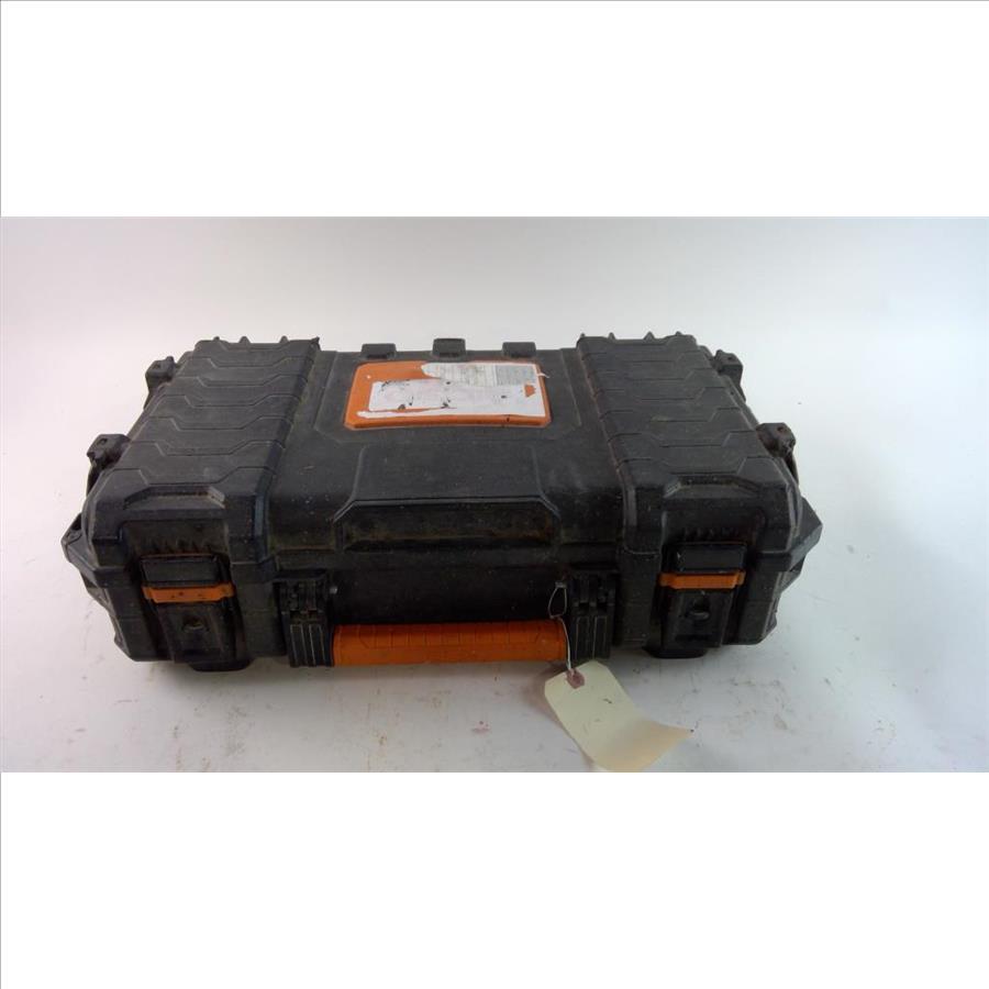 Makita Cordless Drills And Tool Case, 3+ Pieces | Property Room