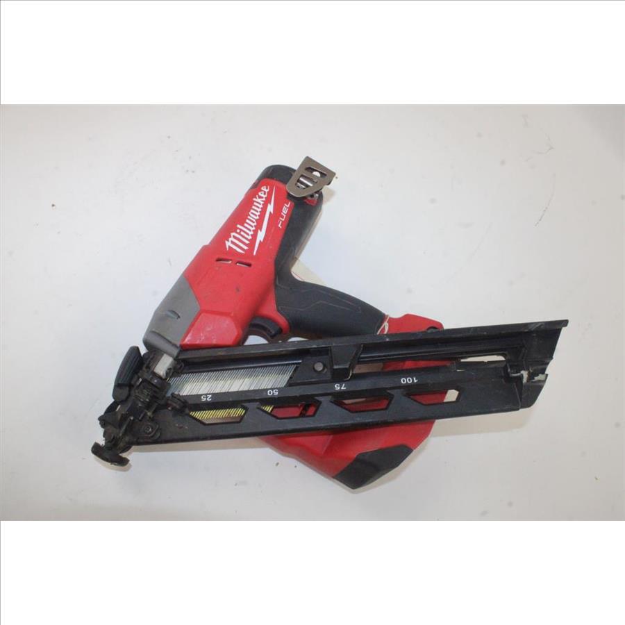 Milwaukee M18 Fuel 15 Gauge Finish Nailer Property Room