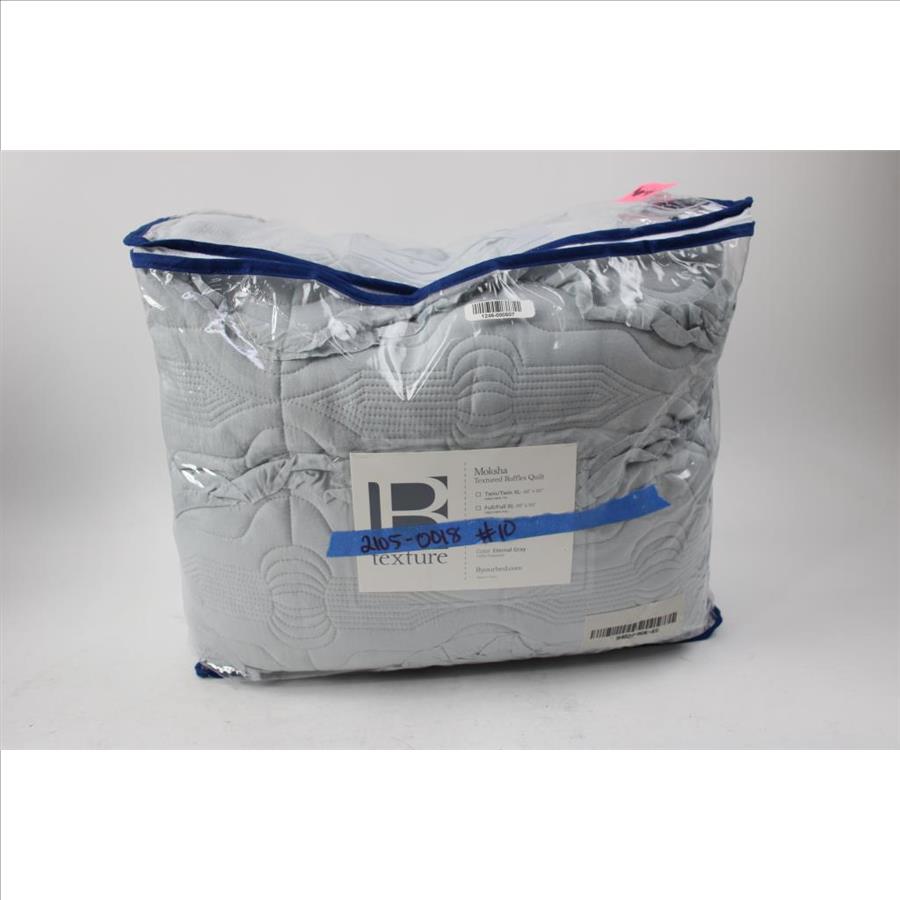 Moksha King/California King Textured Ruffles Quilt