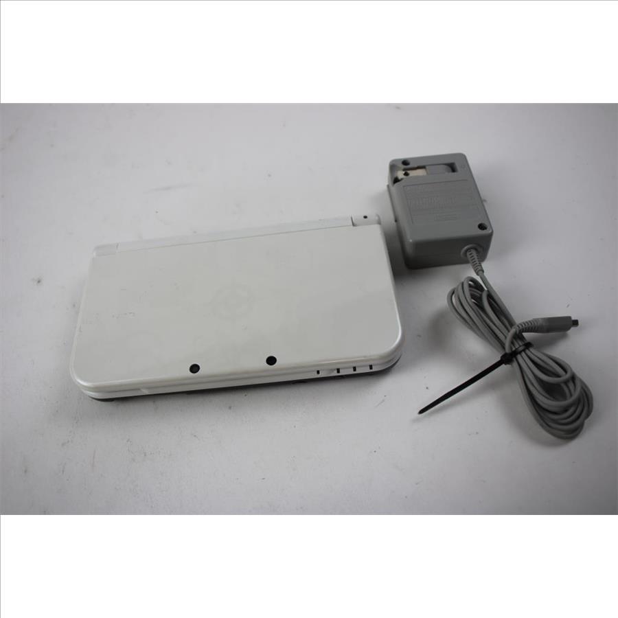 Nintendo 3DS XL Device, RED-001 | Property Room