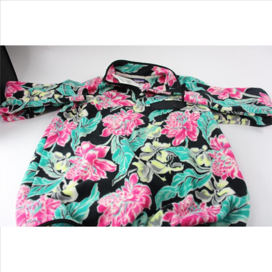 Patagonia Synchilla Manoa Floral Hawaiian T snap Fleece Women s Pullover Large Property Room