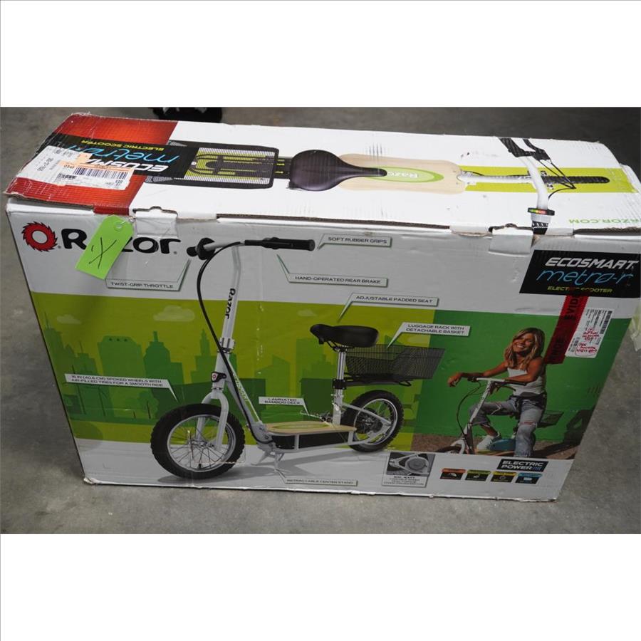 Razor Ecosmart MetroR EScooter Property Room