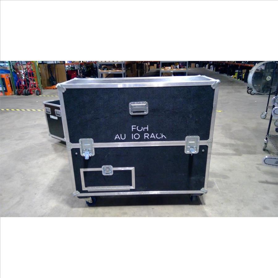 RockHard Rolling Audio Road Case With Racks Property Room
