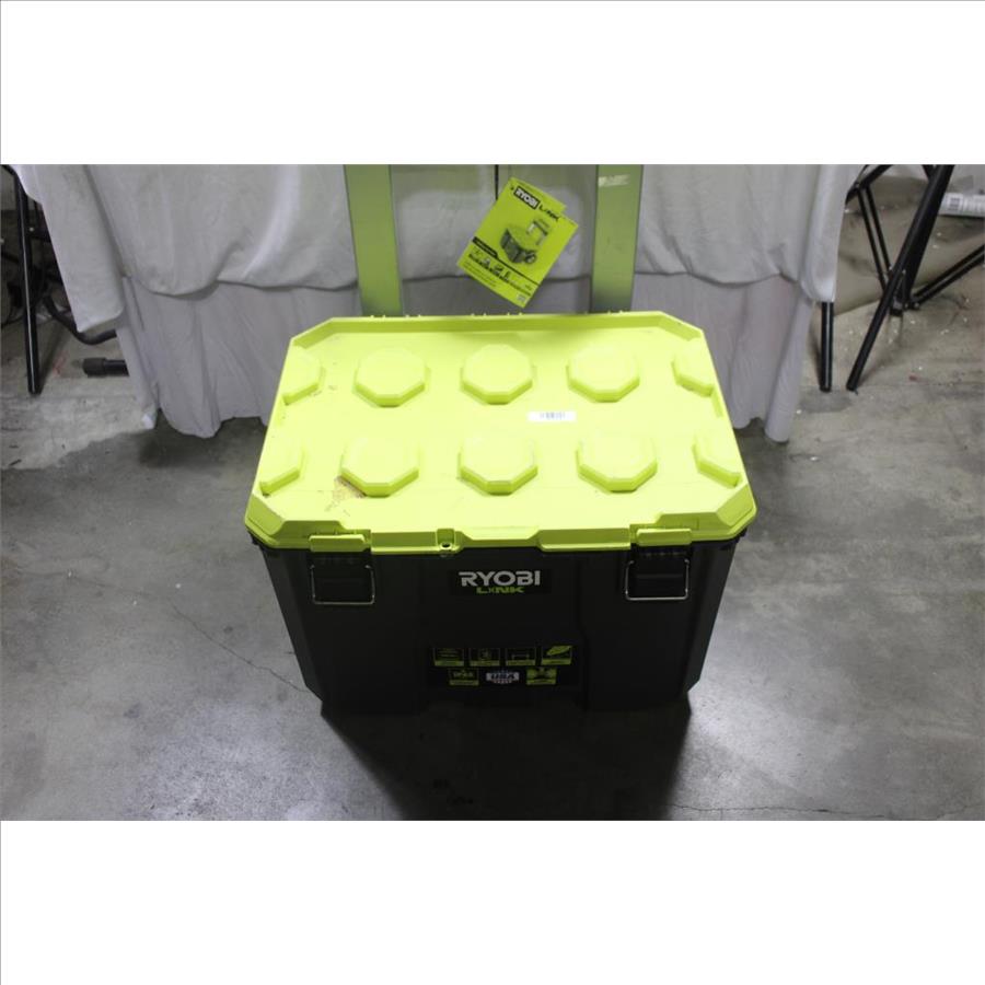 Ryobi Rolling Tool Box