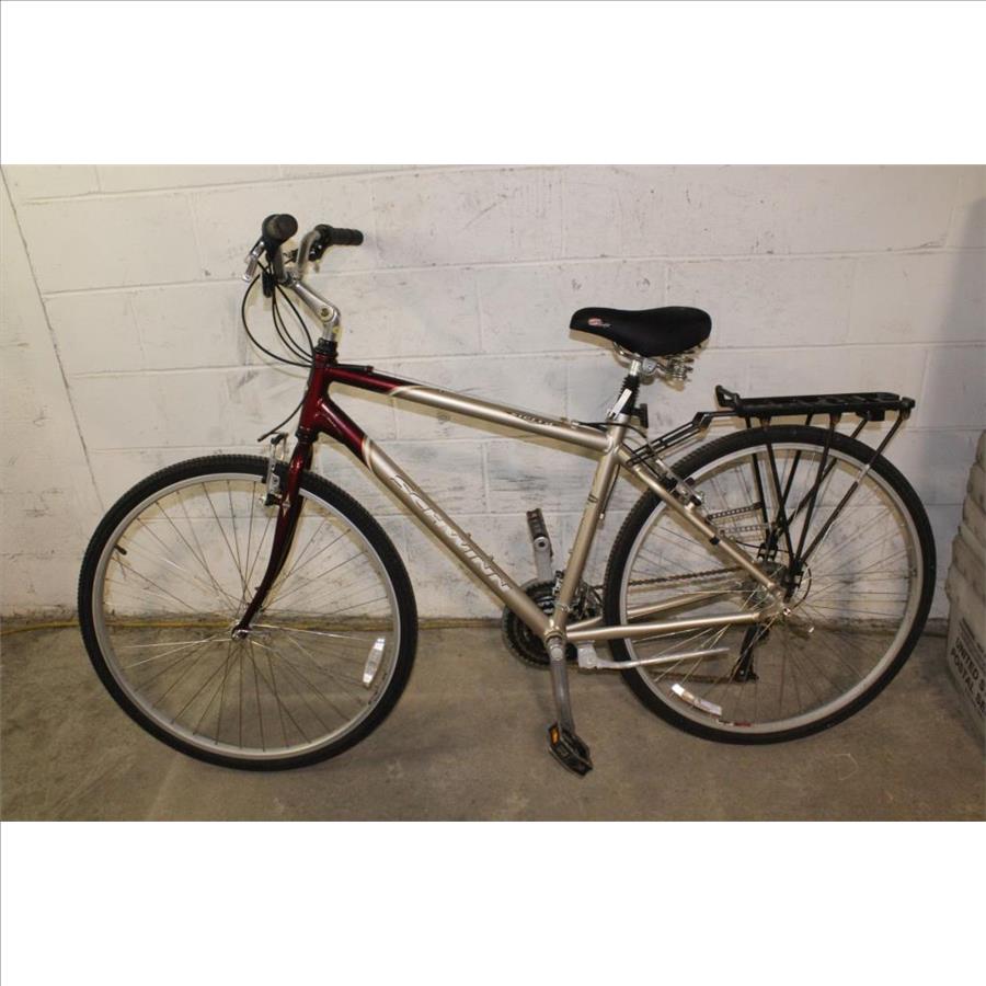 schwinn cutback urban bicycle