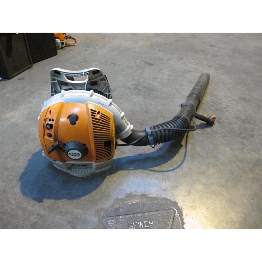 Stihl BR600 Gas Powered Leaf Blower 