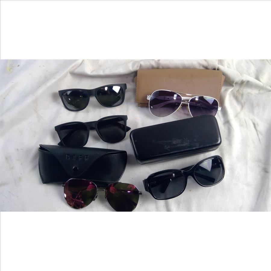 Sunglasses Bulk Lot, 5 Pieces Property Room