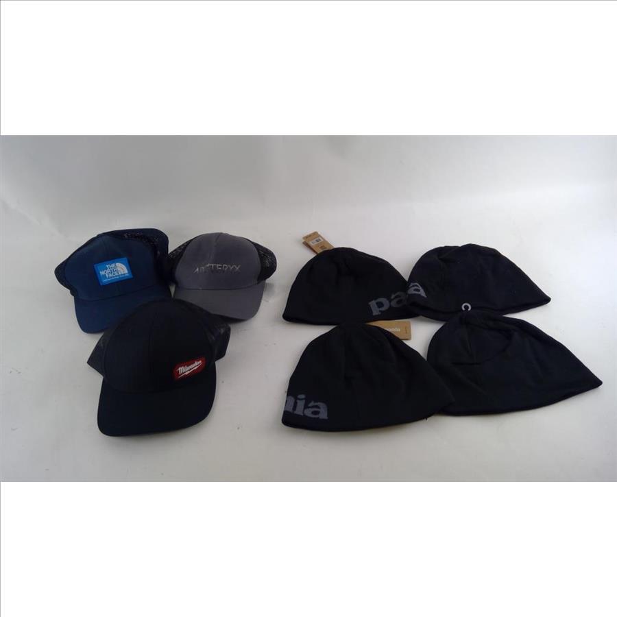 The Northface Hat And More 5+ Pieces