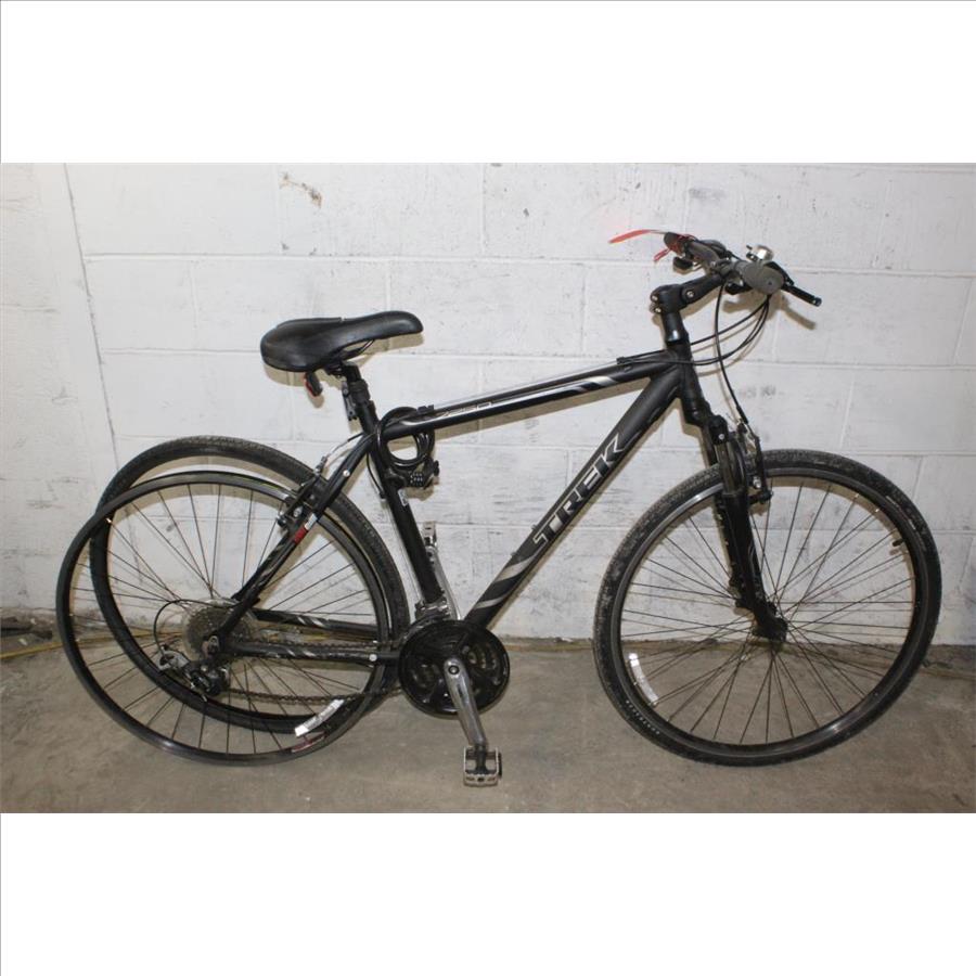 Trek 7250 Hybrid Bike | Property Room
