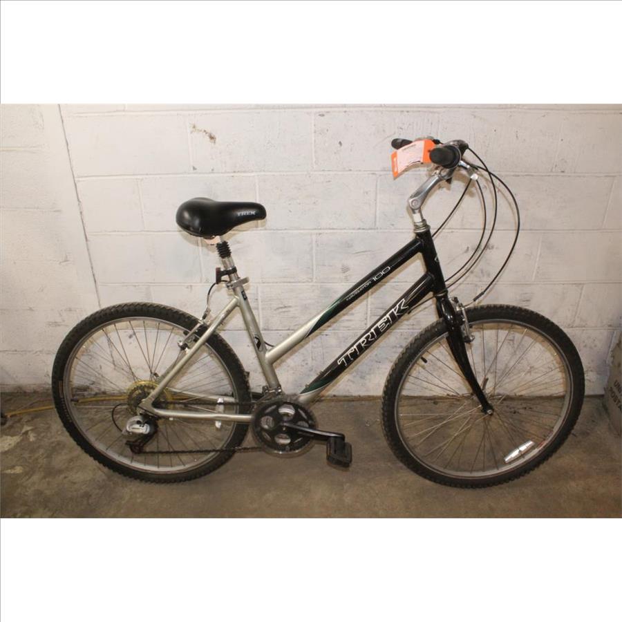 Trek Navigator 100 Hybrid Bike 