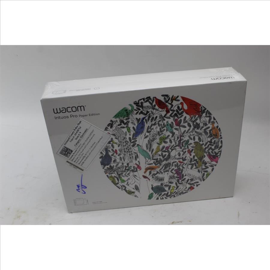 Wacom Intuos Pro Paper Edition Pen Tablet | Property Room
