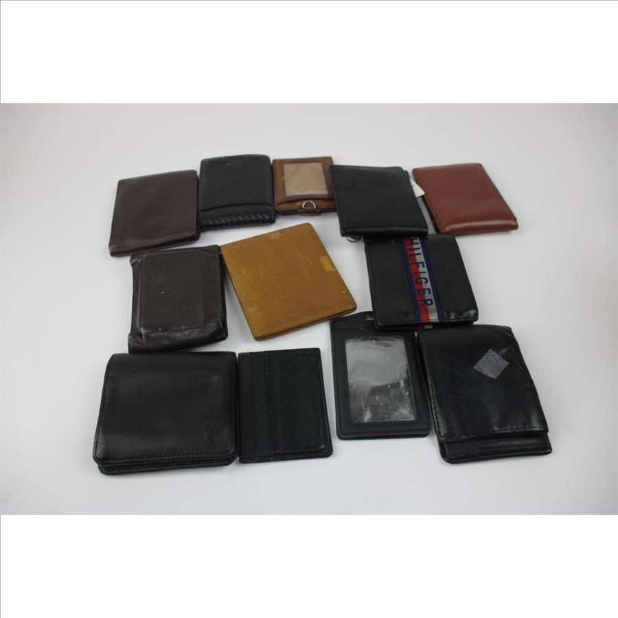 Wallets - Tommy Hilfiger Black Leather, Timberland Pro Velcro, Steve Madden Leather And More, 22 Pieces
