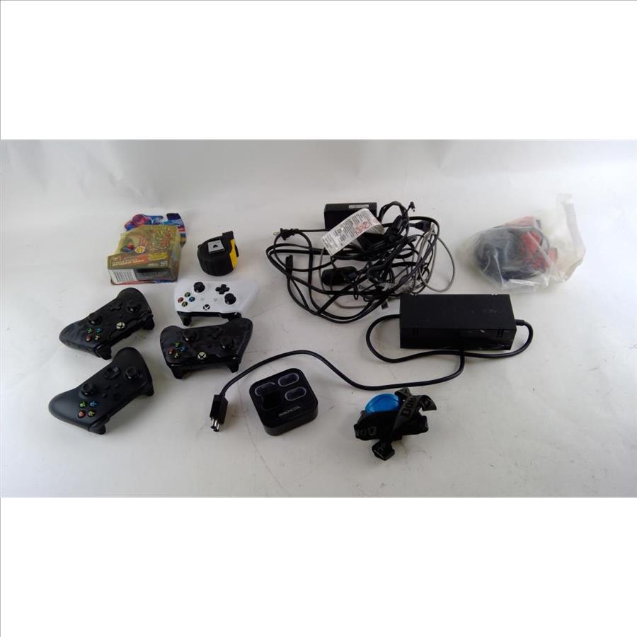 Xbox One Controllers And More 5+ Pieces