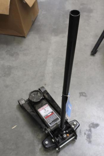 Craftsman 875.501390 3 Ton Hydraulic Floor Jack | Property Room